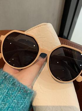 2025时尚新款圆框太阳镜日韩奶白色女士墨镜小框复古ins茶色眼镜