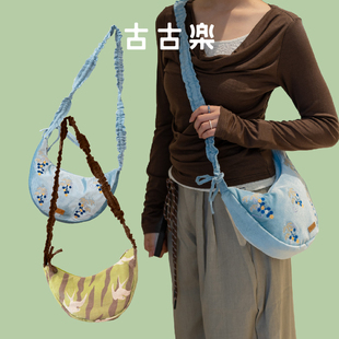 古古楽gugu古画里的包包秋冬丝绒百搭单肩斜挎包饺子包灯芯绒时尚