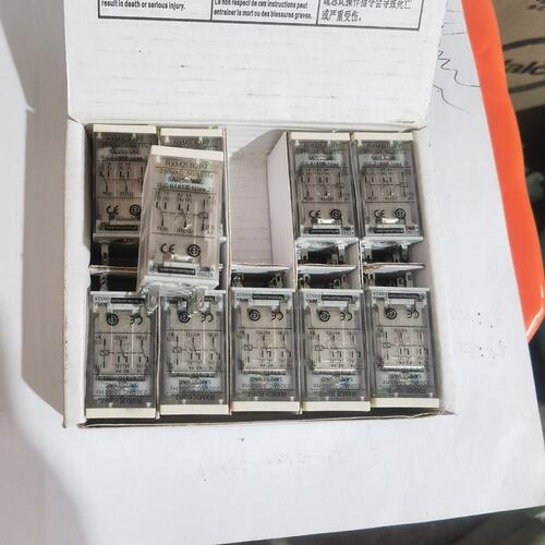 议价中间继电器RXM2LB2P7RXM22P7RXM22BD