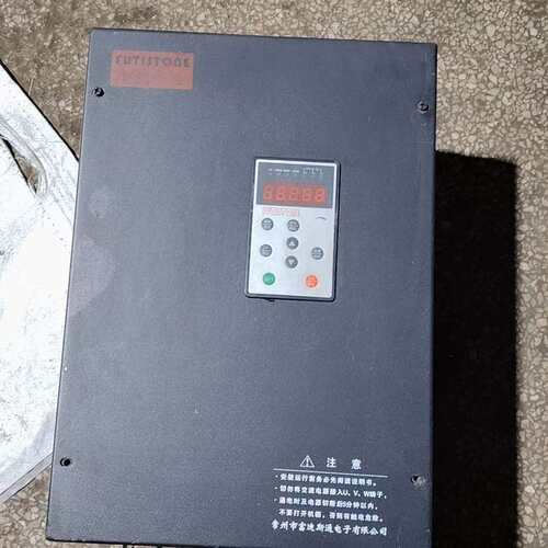 议价变频器FT09SH，380V三相，22KW，功能完好