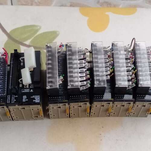 议价 PLC 模块，CPU一套， 24V