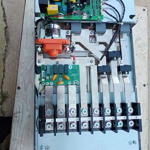 议价变频器XFC550-3P4-75KOG-NEN-20