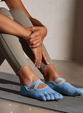 1 massage gun, suitable for massaging and relaxing deep tiss