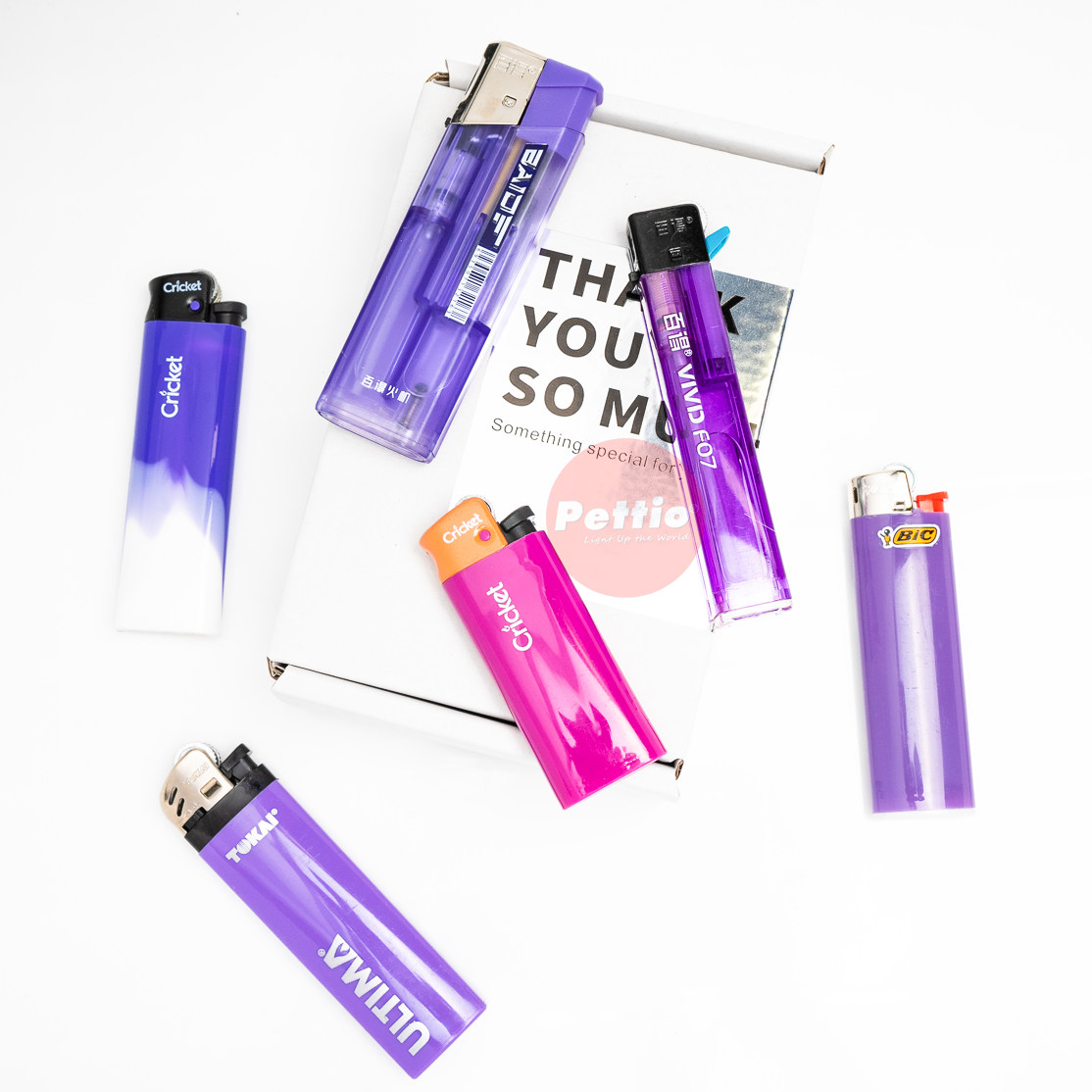 茄紫&middot; 多巴胺打火机个性糖果色草蜢一次性打火机同色系