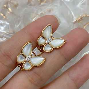 18k金白贝母满钻蝴蝶耳钉女款纯银925甜美蝴蝶结耳饰耳夹轻奢高级