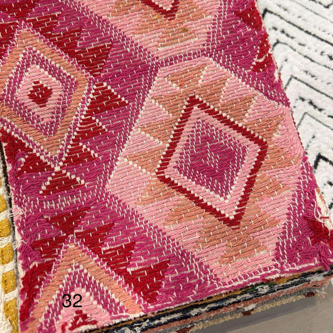 色彩鲜艳面料抱枕布沙发布料矮凳面料名族风格编织面料