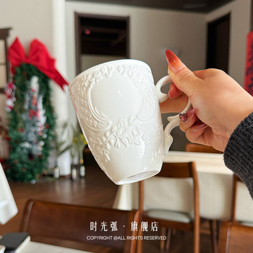 时光弧浮雕陶瓷马克杯可微波