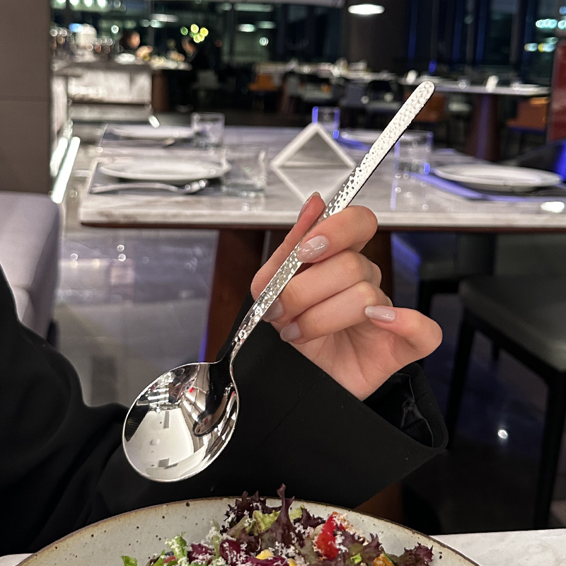 照顾自己好好吃饭日式锤纹圆头勺