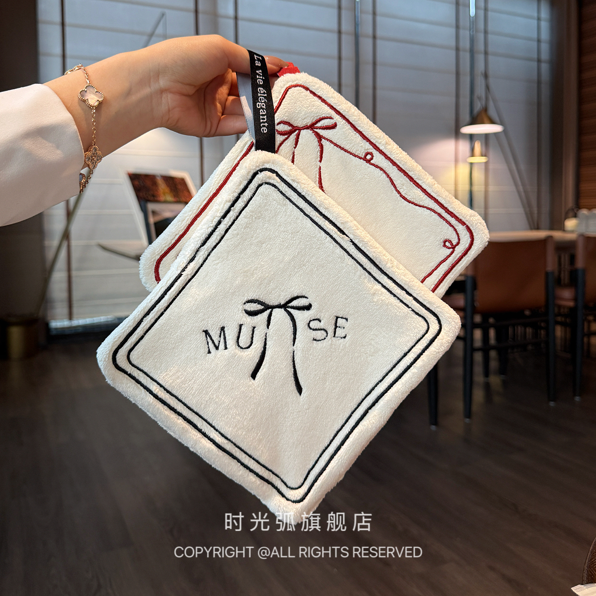 *漂亮老板娘用*擦手巾A类双层加厚强吸水卫生间厨房可挂儿童毛巾