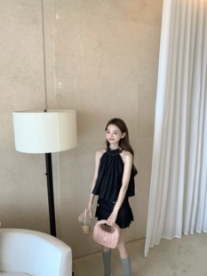 女夏 特殊面料工艺繁星牛仔挂脖套装 COOLLINE林子熙 甜心Rachel