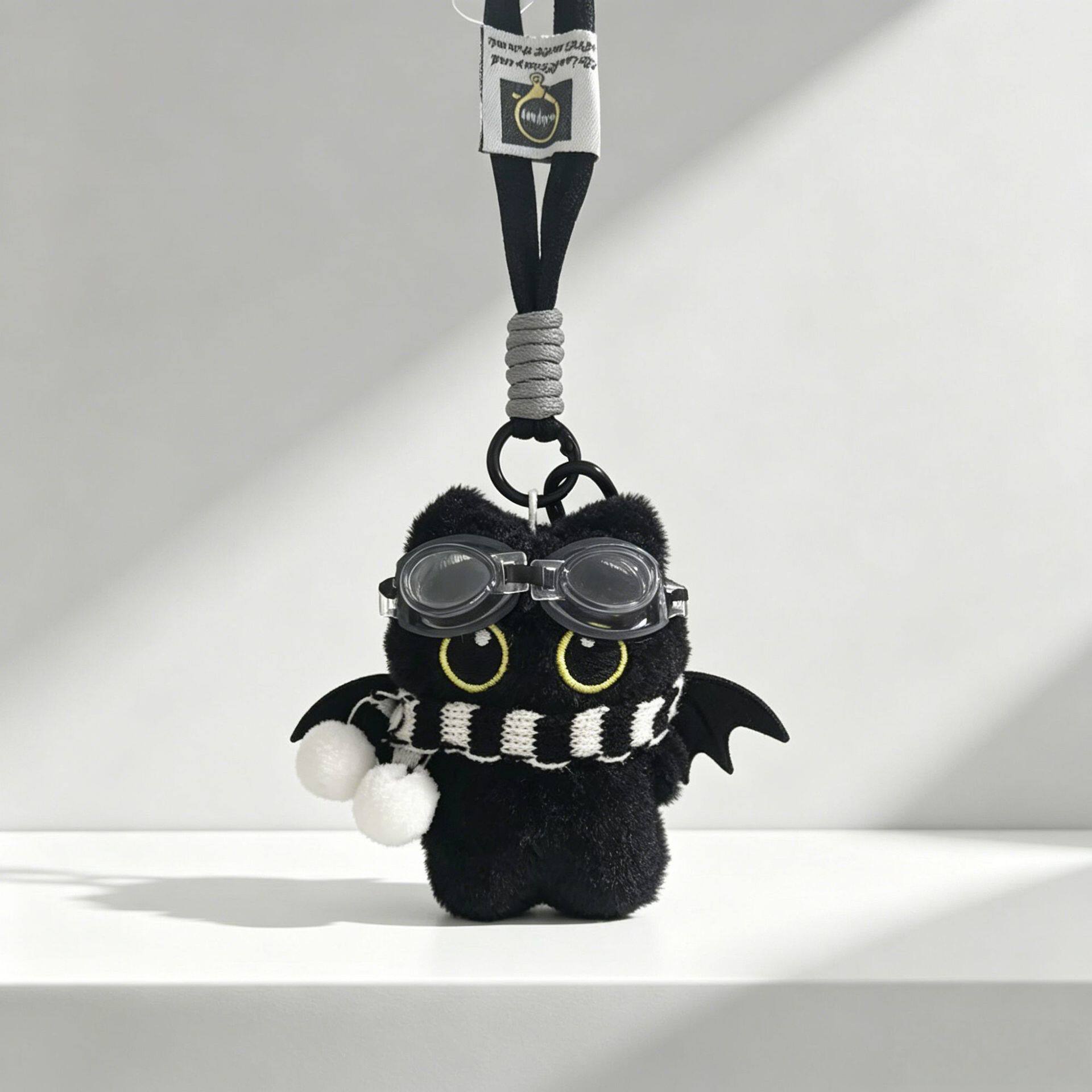 可爱大眼恶魔小猫小黑猫毛绒公仔钥匙扣小玩偶挂件包挂饰创意礼物