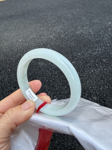 8.3缅甸纯天然A货翡翠淡淡底色细腻微瑕证书864天然保真 12.3