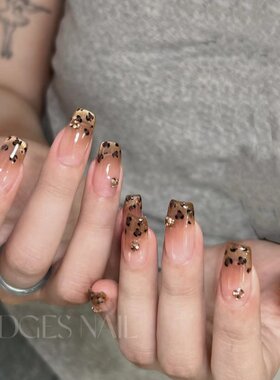 曼辞纯手工穿戴美甲豹纹猫眼