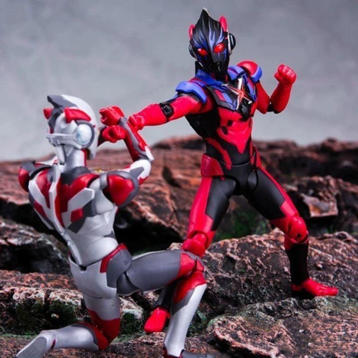 艾克斯彩虹剑奥特手办赛罗捷德银河欧布莱泽塔迪迦可动儿童玩具