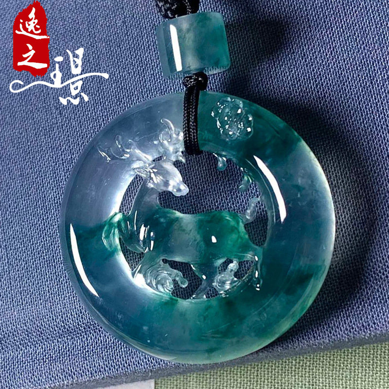 逸之璟 缅甸老坑天然a货翡翠雕刻冰种飘蓝一路有你鹿牌翡翠吊坠男