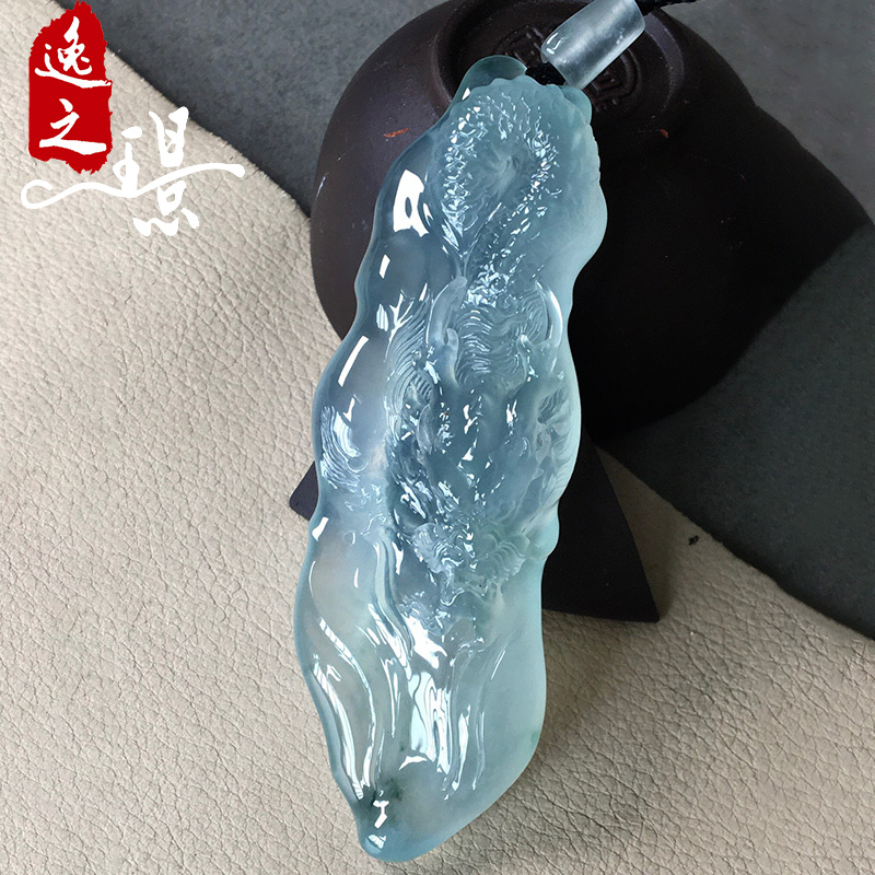 逸之璟天然翡翠龙腾四海吊坠