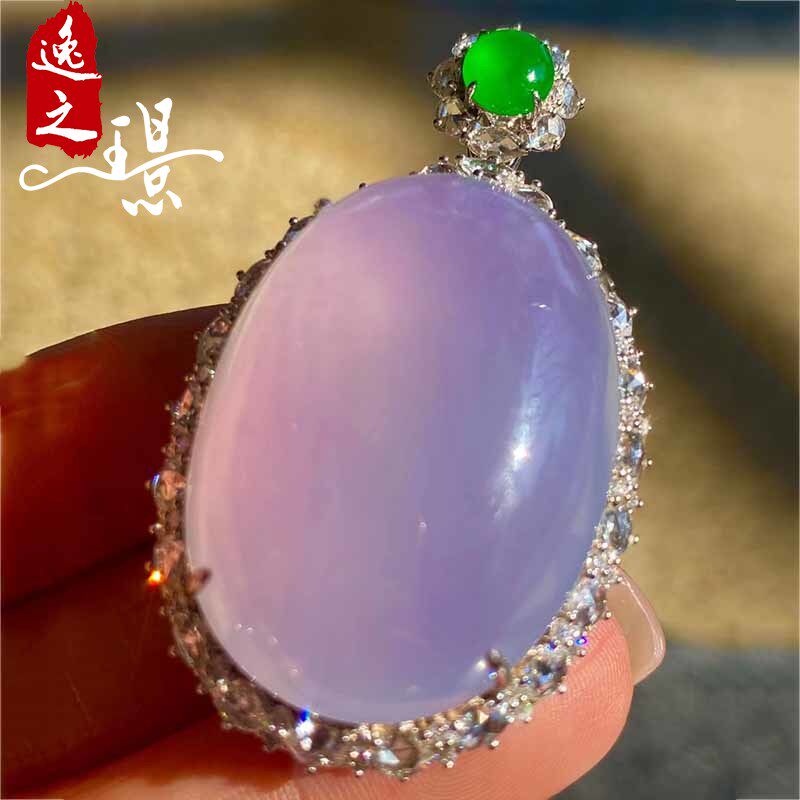 逸之璟缅甸老坑天然a货翡翠冰种淡粉紫鸽子蛋面18K金镶嵌翡翠戒面