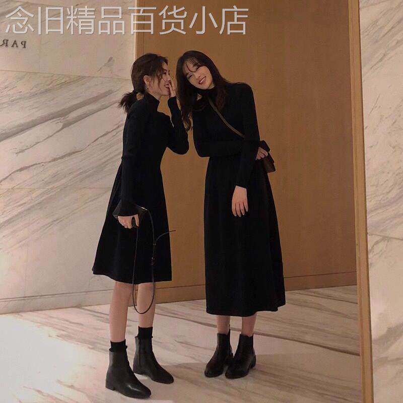 欧洲站法式黑色针织连衣裙女秋冬季赫本风内搭打底配大衣长袖裙子