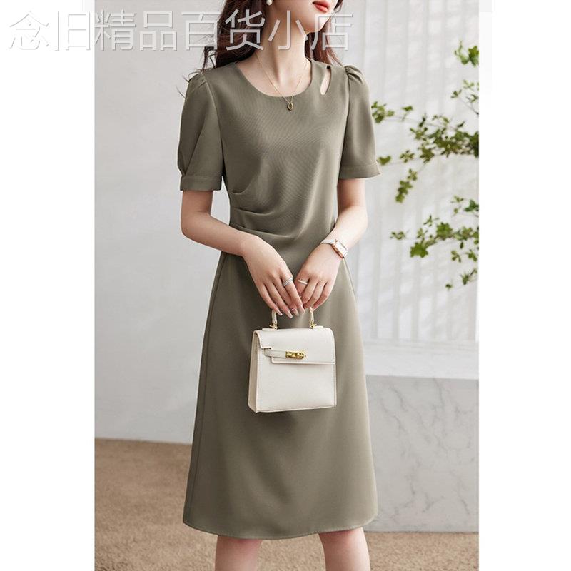 摩卡色设计感小个子连衣裙女2026夏季新款圆领收腰显瘦优雅气质裙