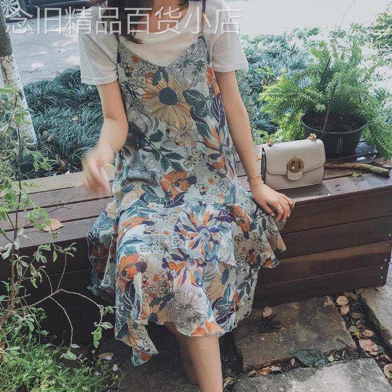 专柜雪纺碎花中长款背带裙两件套气2026夏季款气质显瘦吊带连衣裙