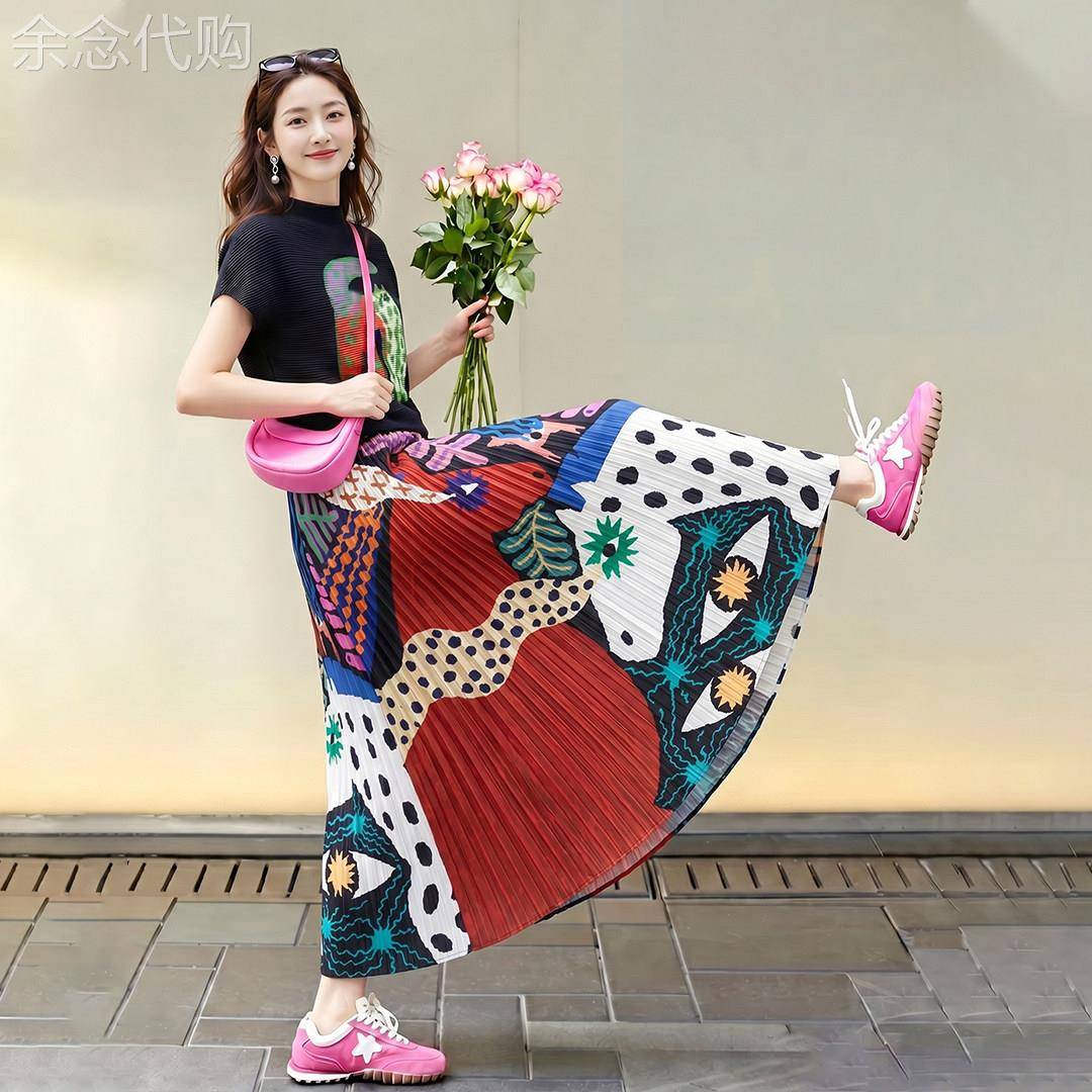 气质上衣碎花半身裙子两件套女2026夏季小个子高级感巨好看一整套