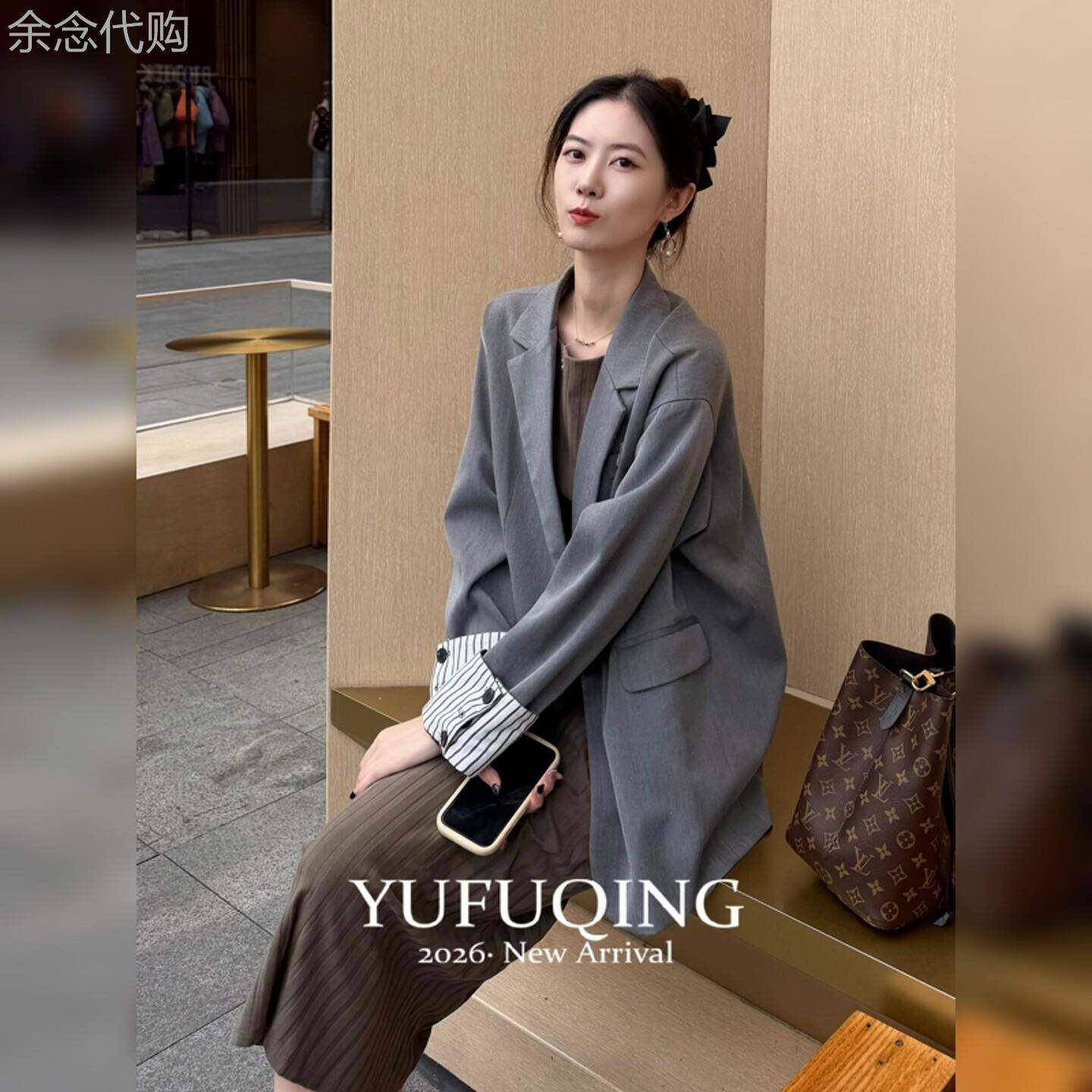 秋季新款灰色西装短外套女长袖翻领条纹拼接袖口宽松通勤休闲上衣