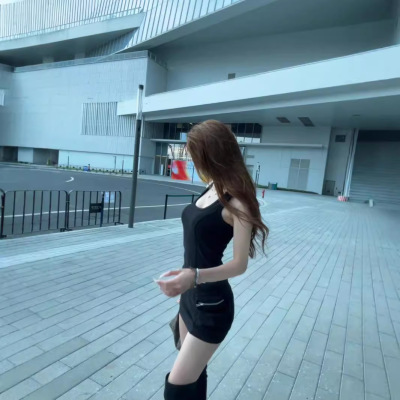2026美式辣妹黑色修身吊带裙