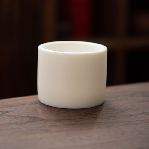 德化陶瓷纯白哑光茶杯