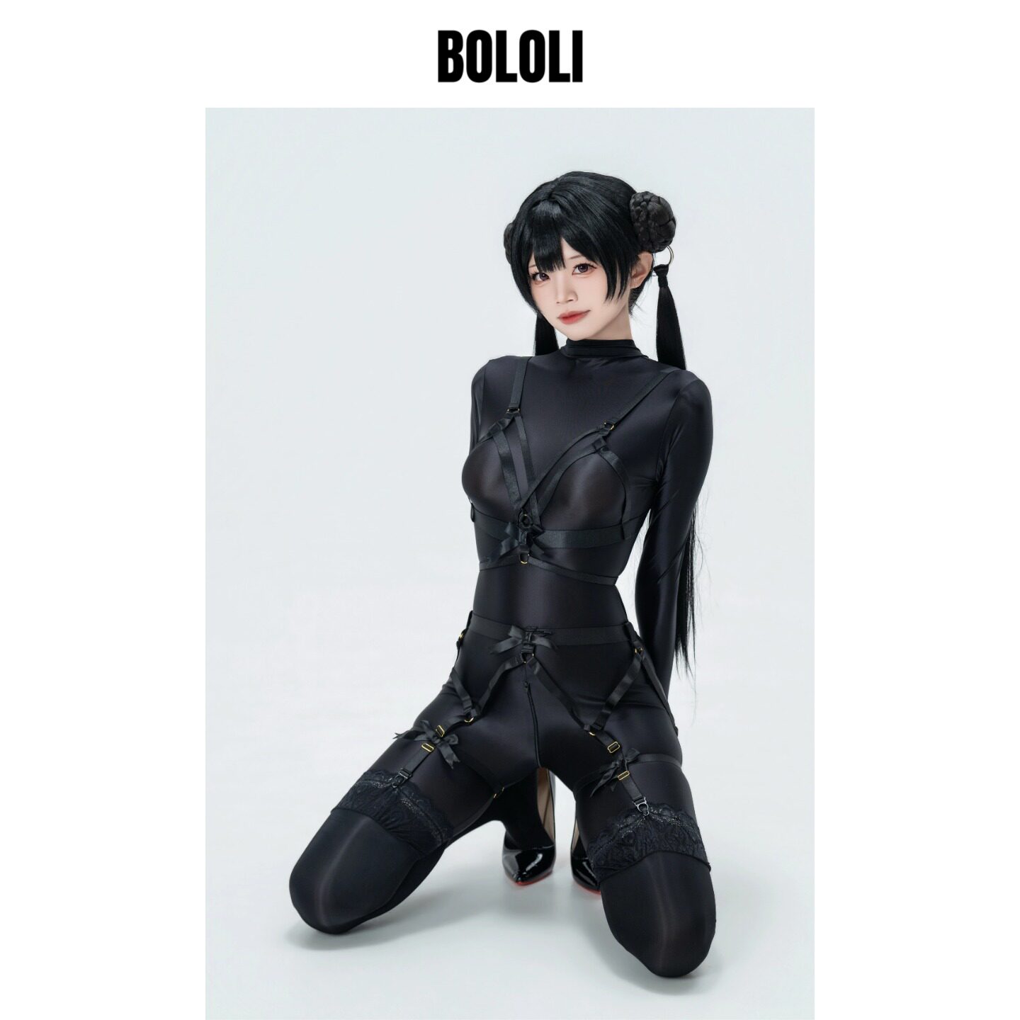 BOLOLI原创束缚中华娘连体衣图片