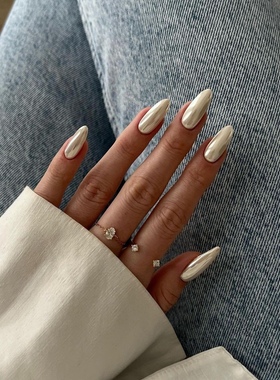 【香槟珍珠】纯手工定制穿戴甲ins小红书高级杏仁法式成品美甲
