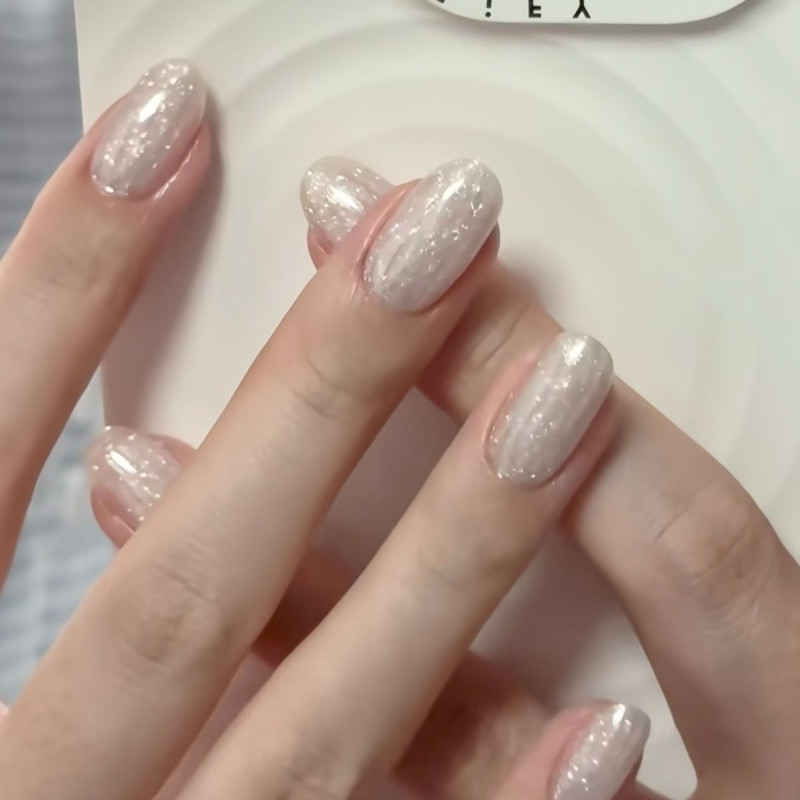 高级冬季氛围银色纯手工穿戴甲气质显白杏仁美甲短款甲片pq,彩妆/香水/美妆工具,穿戴甲/甲片,淘宝优惠券,粉丝福利购,淘宝优惠卷