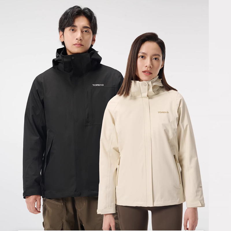 探路者防风防水三合一冲锋衣