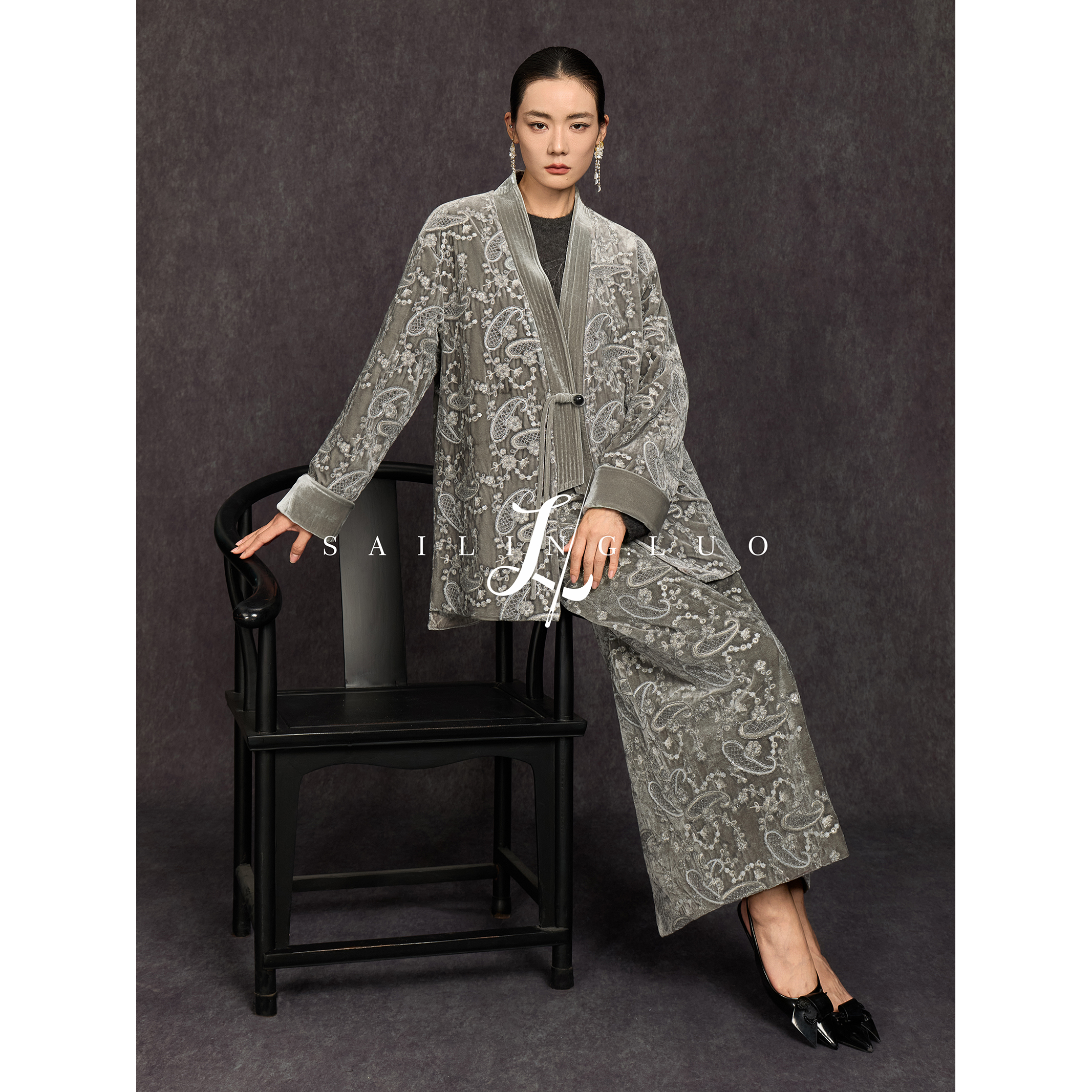 v领国风上衣提花高级感半裙套装