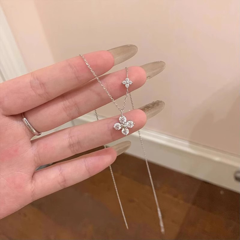 S925纯银超闪锆石小花项链轻奢高级感锁骨链2025新款爆款精致颈链
