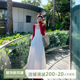 曾小咸温柔法式 白色吊带连衣裙女夏季 海边度假穿搭长裙子2025新款