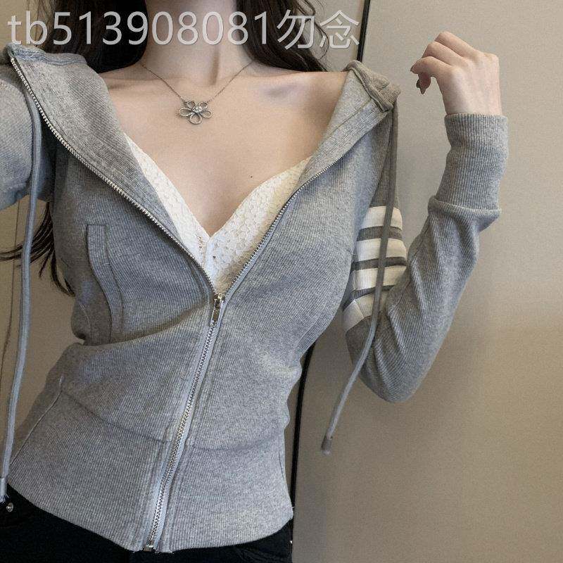 灰色连帽卫衣女春秋欧货小衫洋气tb针织衫修身拉链开衫短外套帽衫