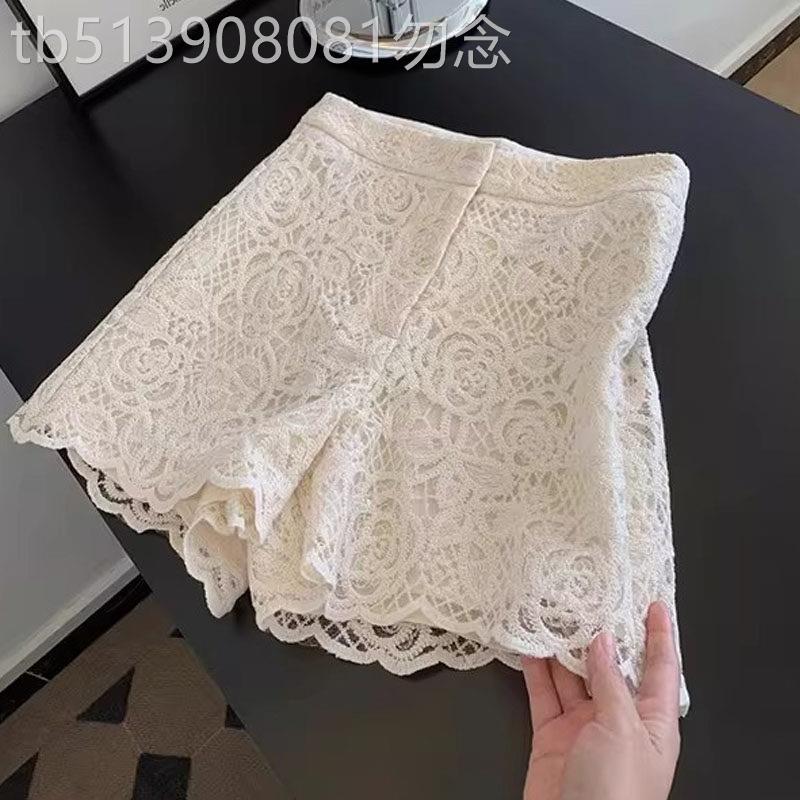 蕾丝拼接短裤女夏季2026欧货新款时尚百搭显瘦设计感小众阔腿裤子