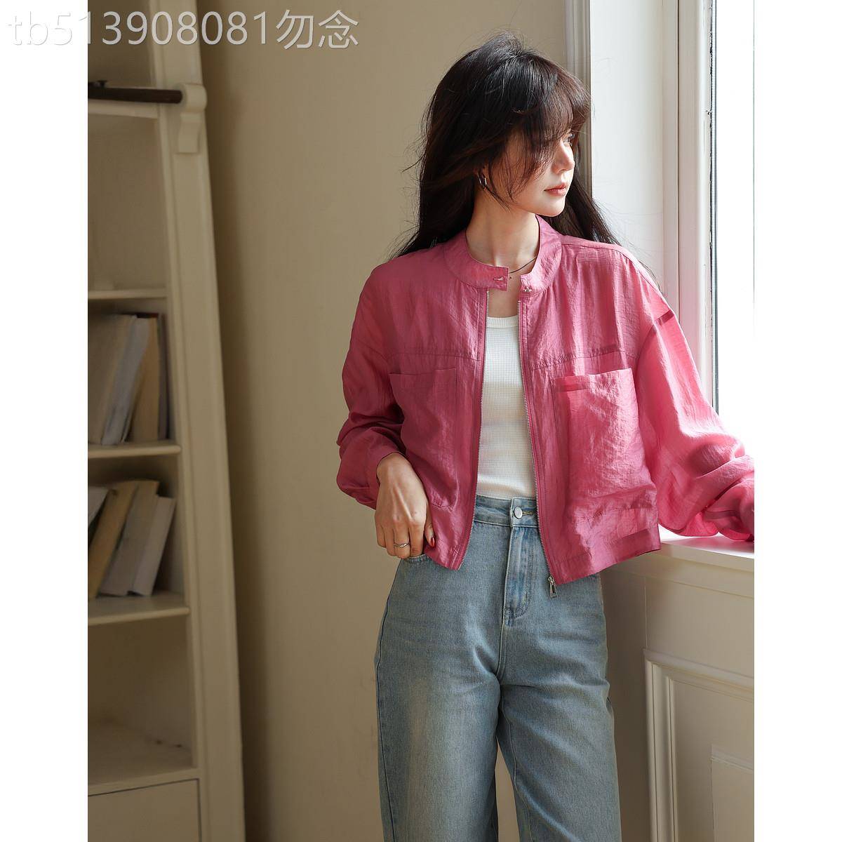 时髦多巴胺立领短外套女2026春季新款轻薄简约大口袋休闲上衣图片