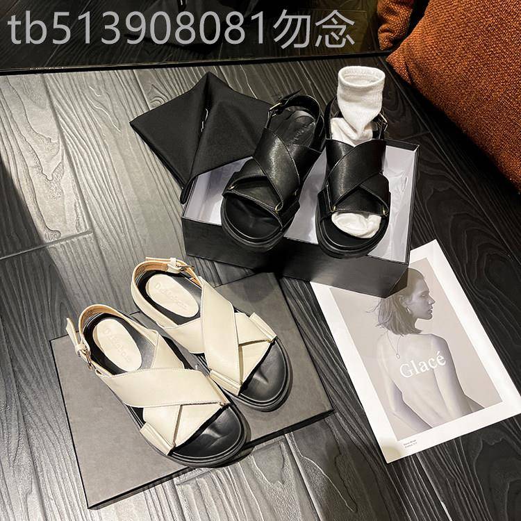 香港2026春夏新款平底凉鞋女大学生厚底百搭真皮软底运动仙女风鞋