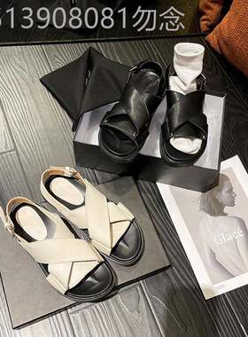 香港2026春夏新款平底凉鞋女大学生厚底百搭真皮软底运动仙女风鞋