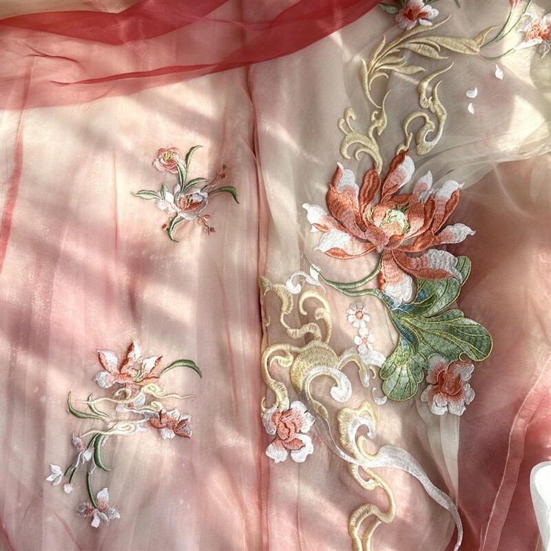 YANRAN의 원래 HANFU 여성용 개선된 큰 소매 셔츠 가슴 길이의 속치마 자수와 우아함 새로운 중국 스타일 매일 봄 여름 스타일