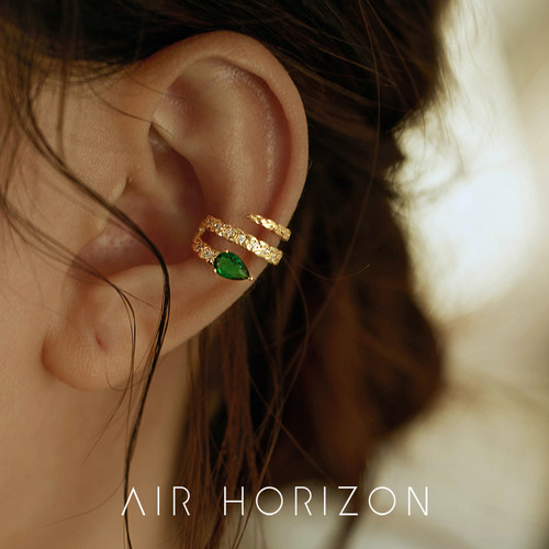 AIR-HORIZON蛇形耳夹祖母绿耳饰