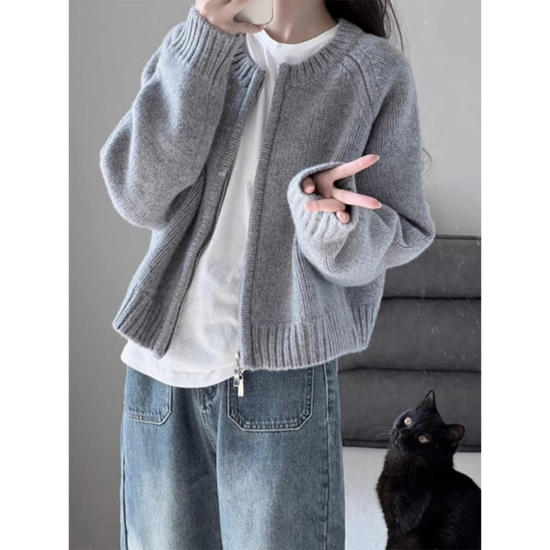 软糯毛衣灰色针织衫开衫外套女2024秋冬新款外搭短款拉链上衣穿搭
