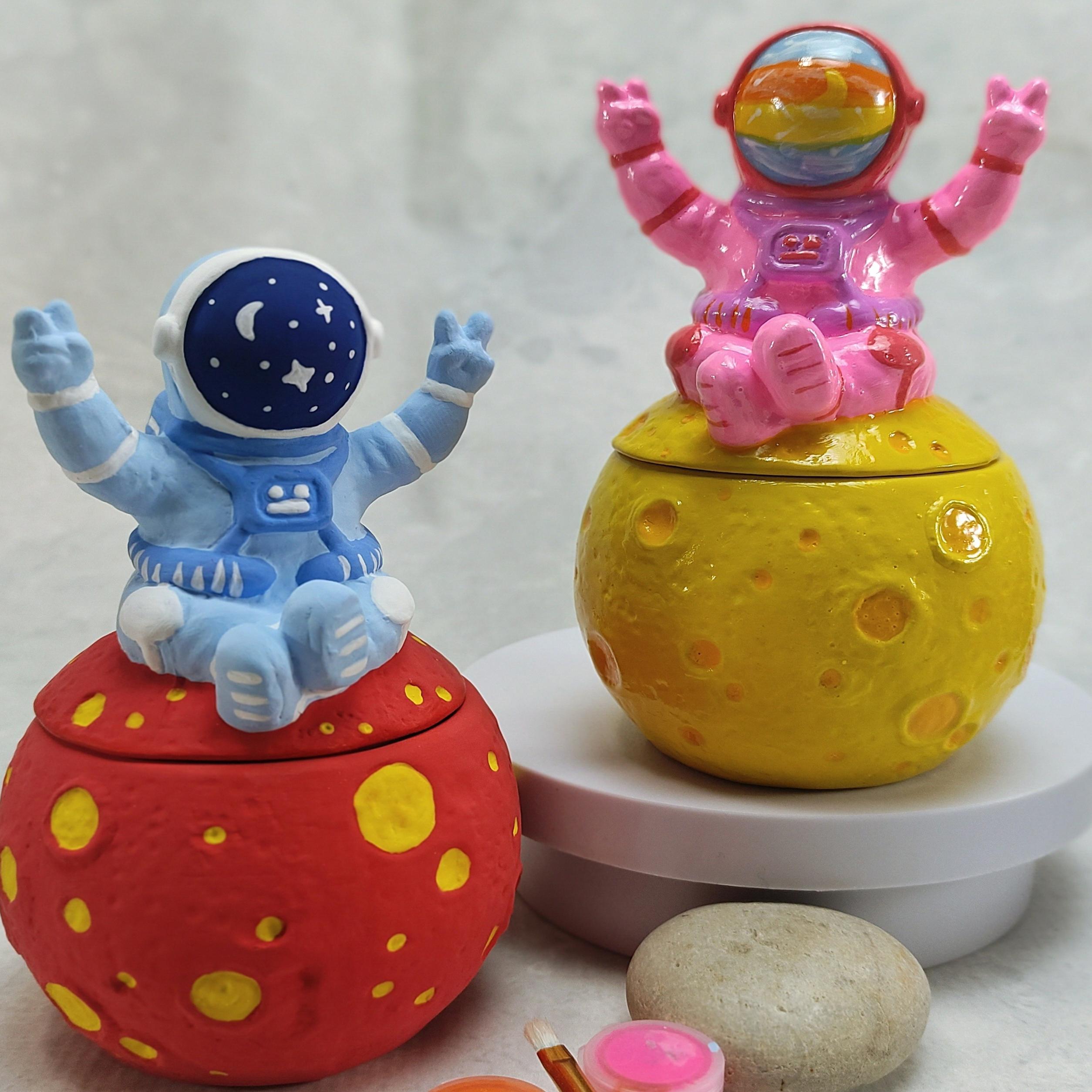 宇航员石膏娃娃陶瓷素坯涂色手工diy绘画摆件儿童雕塑彩绘玩具