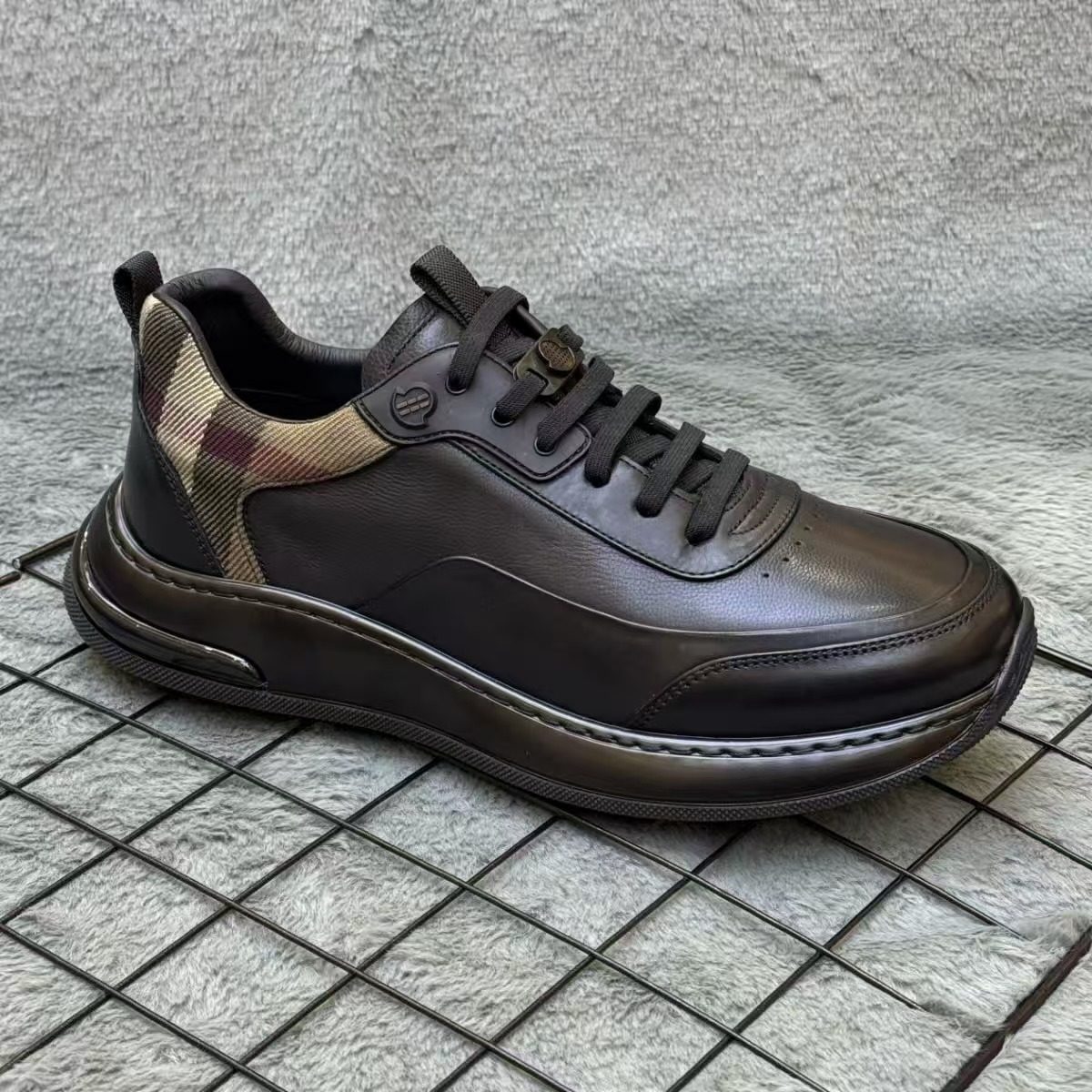 D.99真皮男鞋休闲皮鞋圆头厚底耐磨透气青年百搭舒适时尚潮流简约,流行男鞋,休闲皮鞋,淘宝优惠券,粉丝福利购,淘宝优惠卷