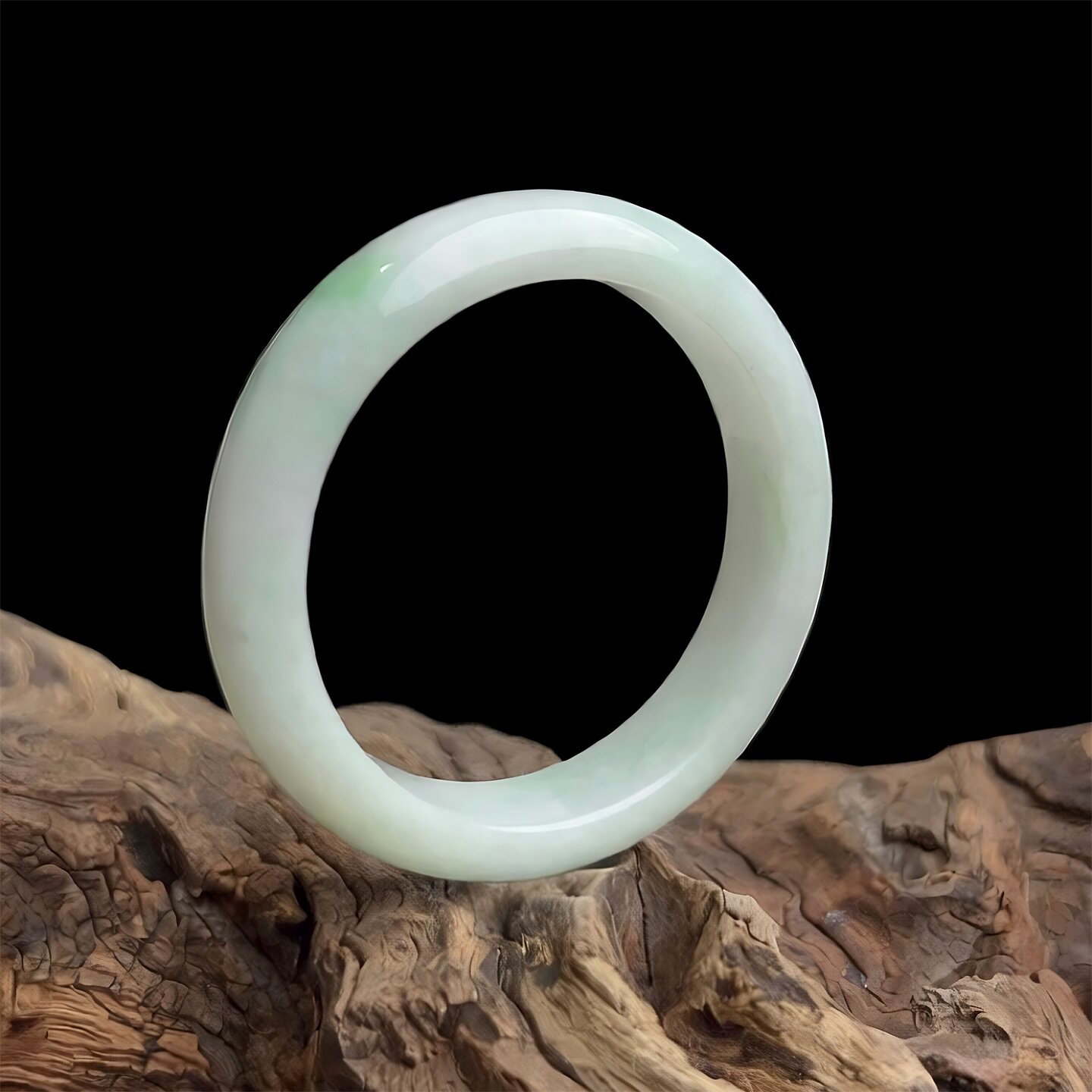 【年货节】七彩云南缅甸A货天然翡翠糯种白底飘绿翡翠手镯