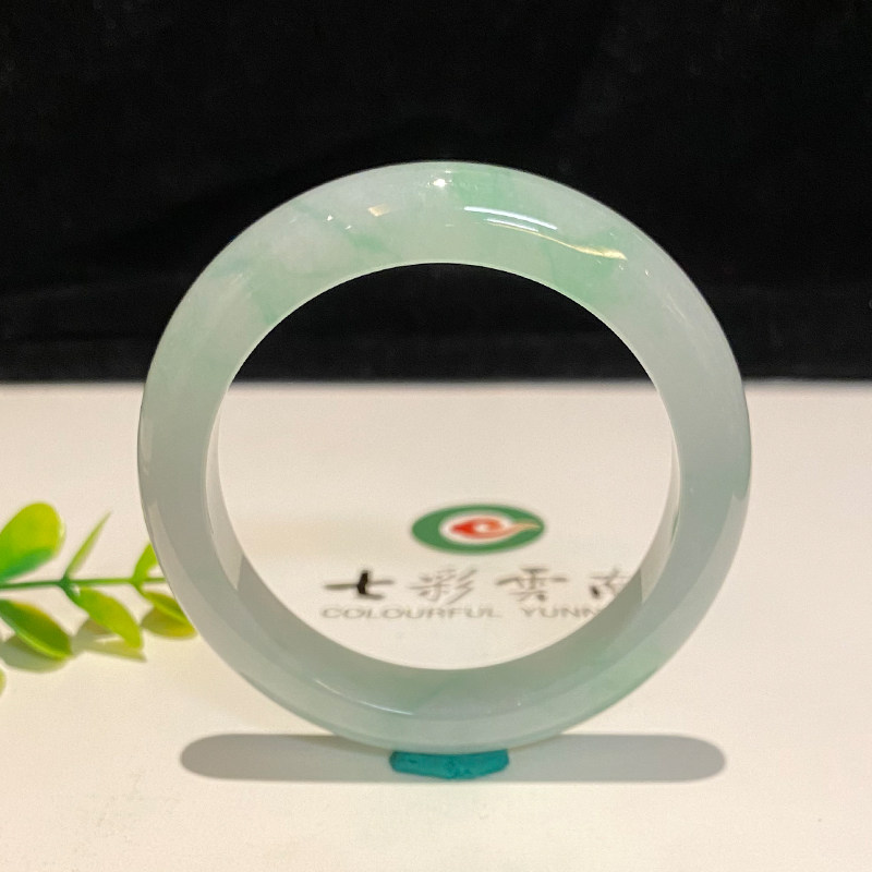 七彩云南缅甸A货天然翡翠带证书飘绿花翡翠手镯一物一证支持复检