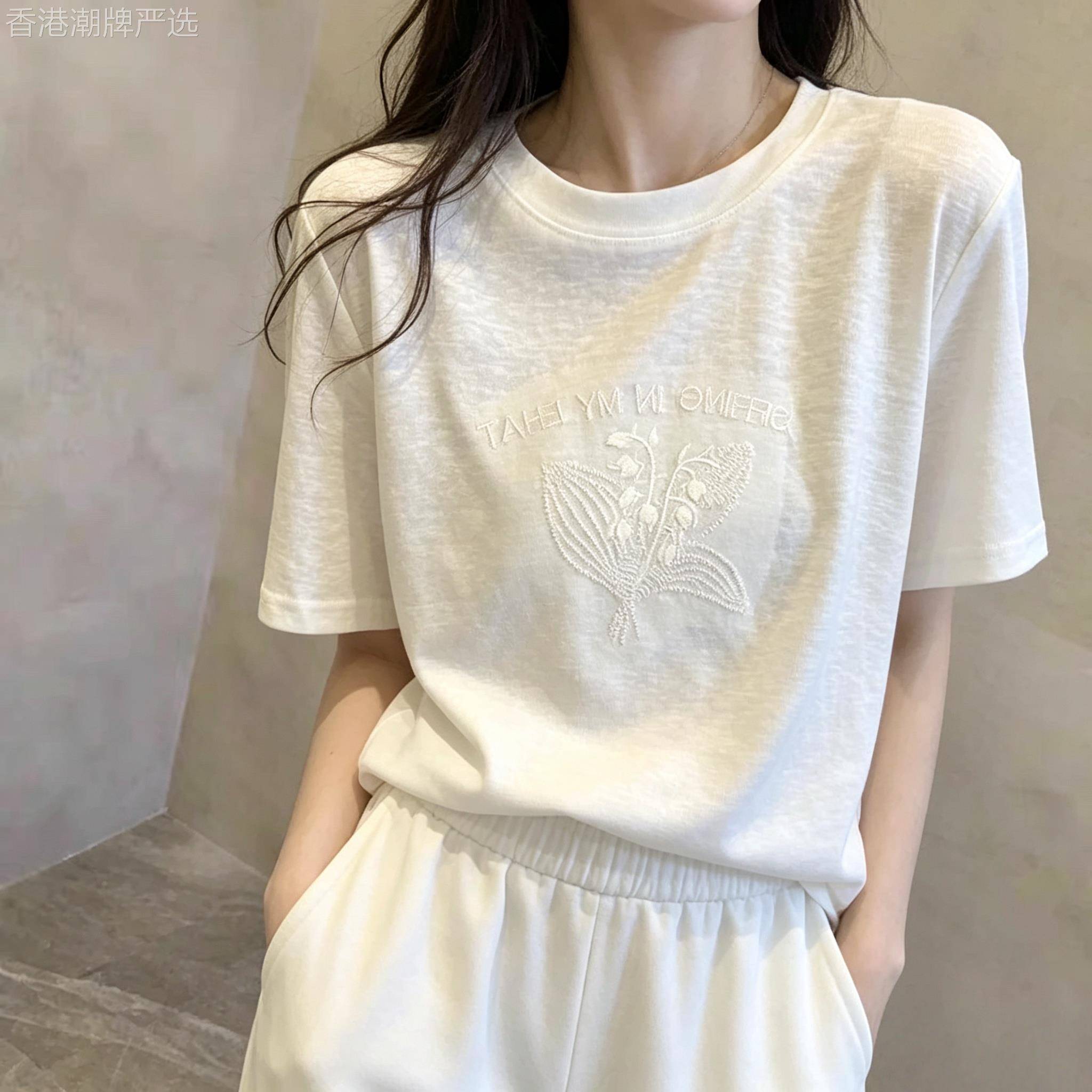 韩国夏季薄款简约休闲圆领短袖T恤女士新款宽松大尺码刺绣半袖上