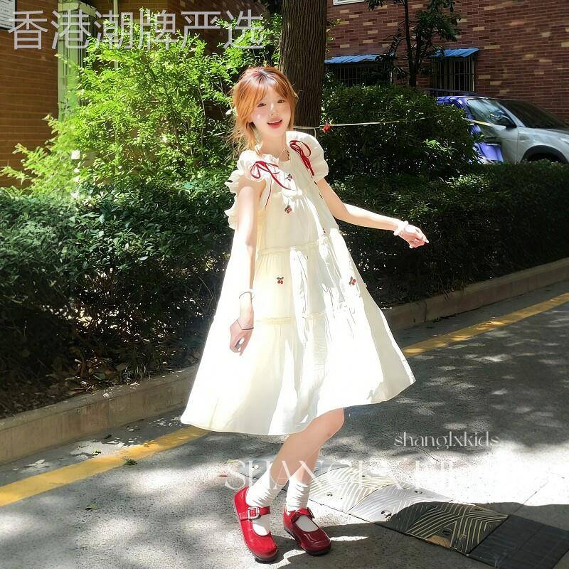 法国BADNUT女童连衣裙夏季2026新款大童樱桃刺绣儿童小飞袖公主裙