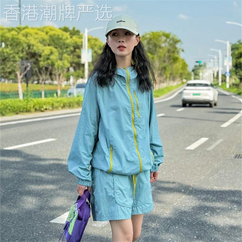潮牌运动户外防晒套装女2026年夏季宽松轻薄透气防晒衣短裤两件套